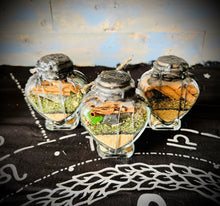 Load image into Gallery viewer, Third Eye Magik Large Protection Spell Jars 4oz