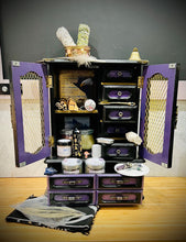 Load image into Gallery viewer, Third Eye Magik Eagle Priestess Spell Box
